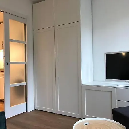 Close To Montmartre Cosy Studio